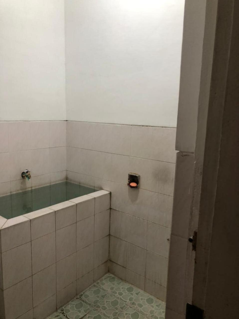 Kupang  Oyo 90482 Rumah Oma Syariah מראה חיצוני תמונה